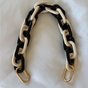 Clare V - Shortie Strap in Black & Cream Resin